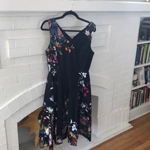 Unique Vintage floral swing dress, size large